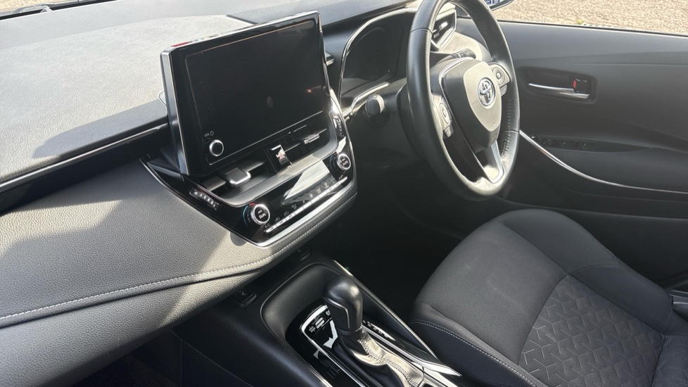 Toyota Corolla 1.8 VVT-i Hybrid Icon Tech 5dr CVT Hybrid Hatchback - Image 9
