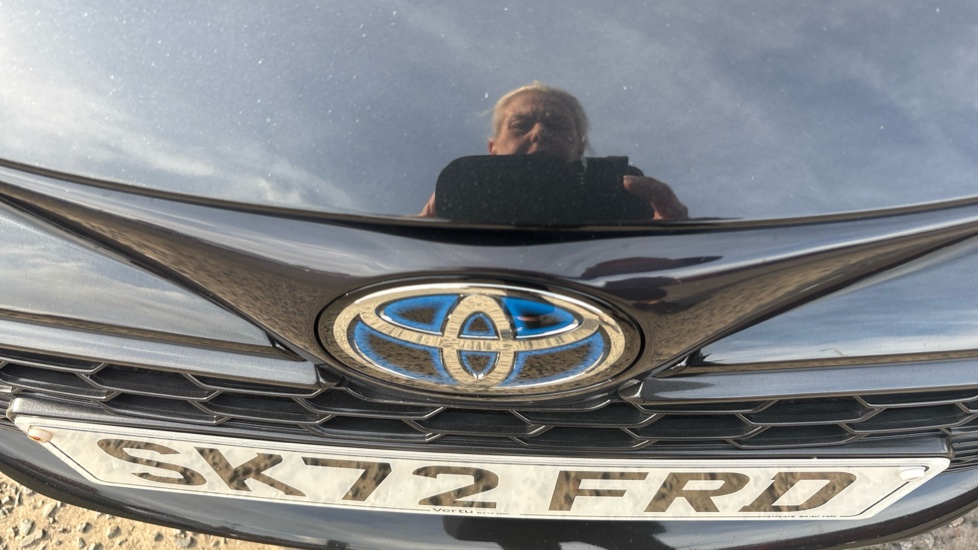 Toyota Corolla 1.8 VVT-i Hybrid Icon Tech 5dr CVT Hybrid Hatchback - Image 21