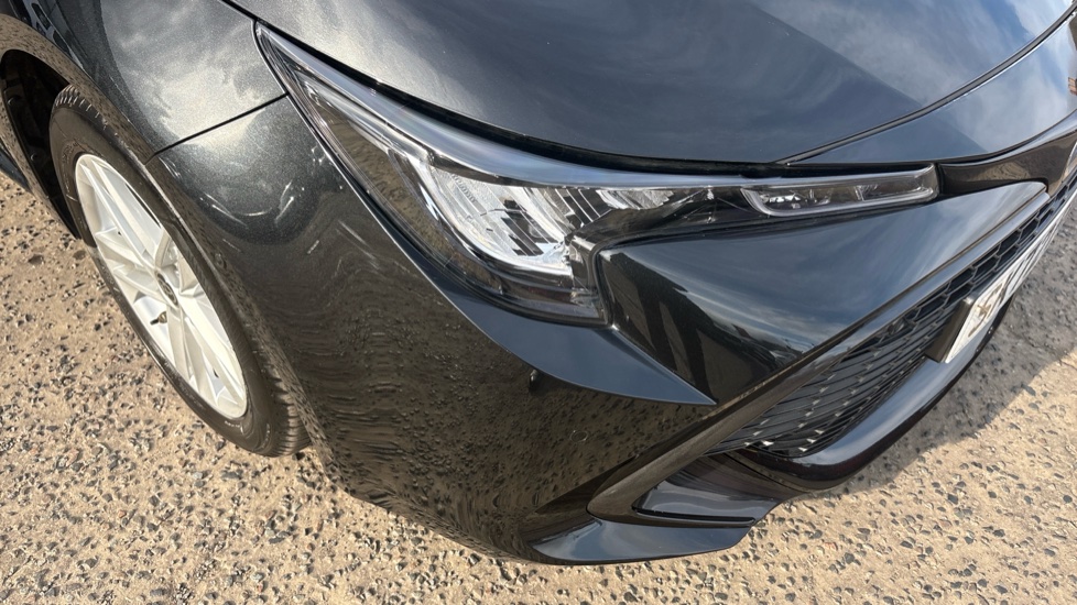 Toyota Corolla 1.8 VVT-i Hybrid Icon Tech 5dr CVT Hybrid Hatchback - Image 40