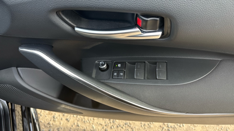 Toyota Corolla 1.8 VVT-i Hybrid Icon Tech 5dr CVT Hybrid Hatchback - Image 42
