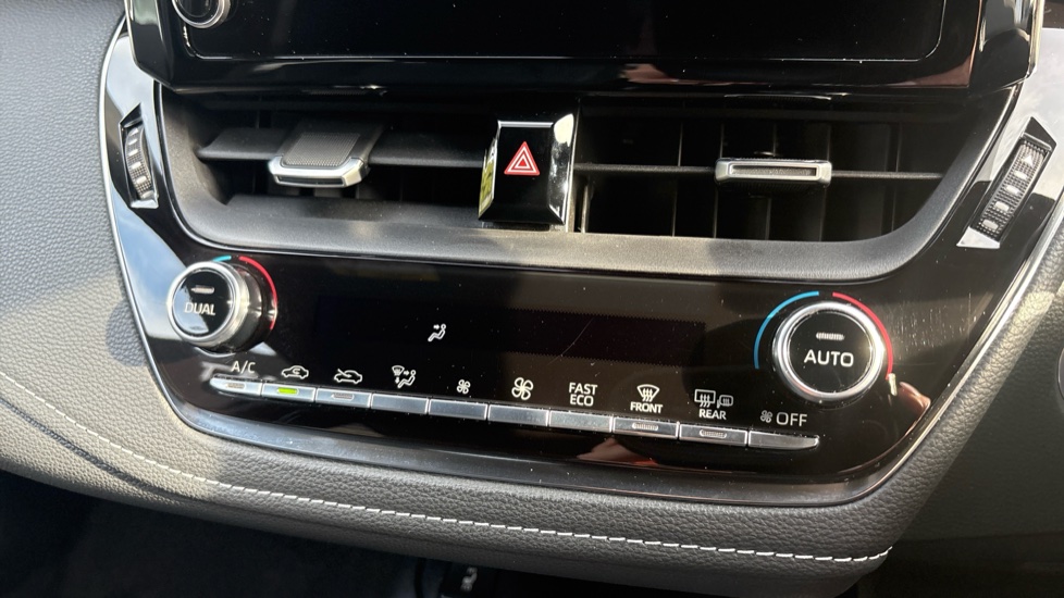 Toyota Corolla 1.8 VVT-i Hybrid Icon Tech 5dr CVT Hybrid Hatchback - Image 46
