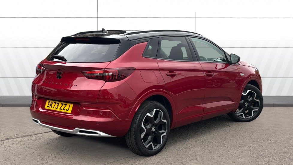 Vauxhall Grandland 1.2 Turbo Ultimate 5dr Petrol Hatchback - Image 2