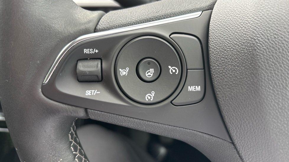 Vauxhall Grandland 1.2 Turbo Ultimate 5dr Petrol Hatchback - Image 30