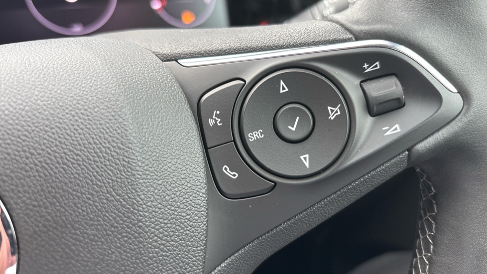 Vauxhall Grandland 1.2 Turbo Ultimate 5dr Petrol Hatchback - Image 31