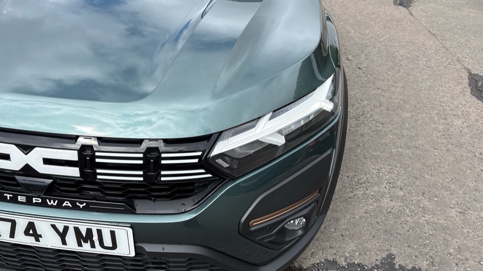 Dacia Sandero Stepway 1.0 TCe Extreme 5dr Petrol Hatchback - Image 22