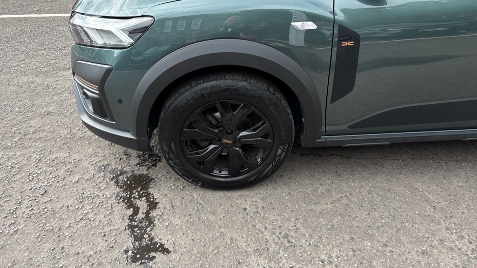 Dacia Sandero Stepway 1.0 TCe Extreme 5dr Petrol Hatchback - Image 25