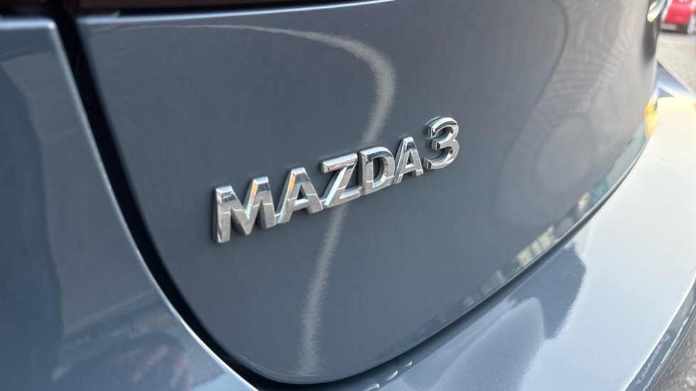 Mazda 3 2.0 Skyactiv X MHEV GT Sport 5dr Petrol Hatchback - Image 33