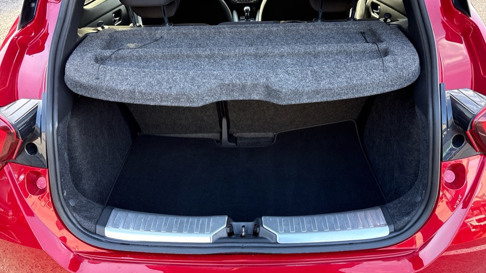 Nissan Micra 1.0 IG-T 92 Tekna 5dr Petrol Hatchback - Image 21