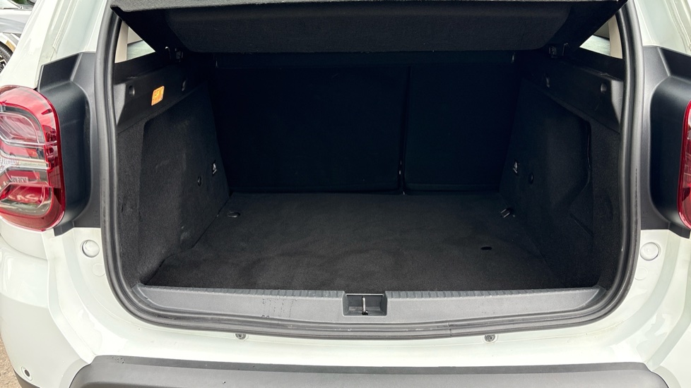 Dacia Duster 1.0 TCe 90 Expression 5dr Petrol Estate - Image 4