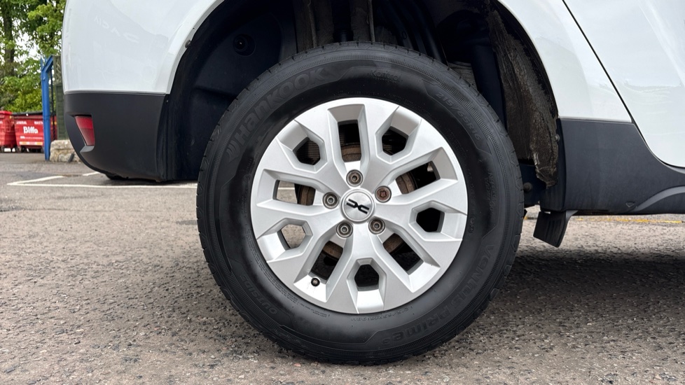 Dacia Duster 1.0 TCe 90 Expression 5dr Petrol Estate - Image 7