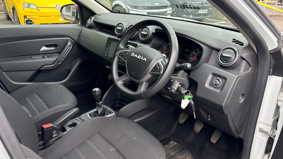 Dacia Duster 1.0 TCe 90 Expression 5dr Petrol Estate - Image 11