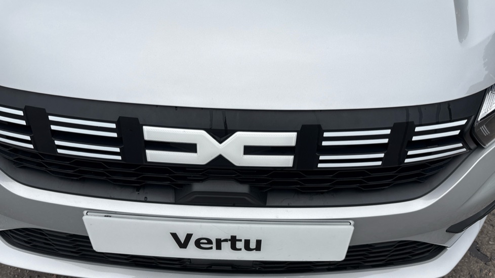 Dacia Sandero 1.0 Tce Expression 5dr Petrol Hatchback - Image 28