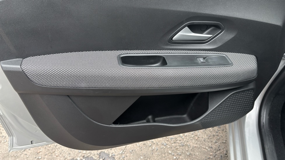 Dacia Sandero 1.0 Tce Expression 5dr Petrol Hatchback - Image 32
