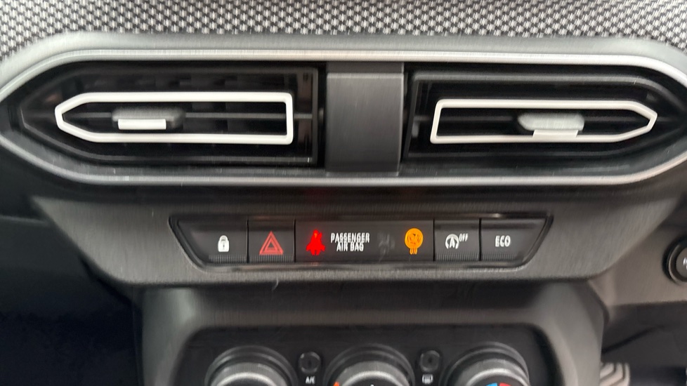 Dacia Sandero 1.0 Tce Expression 5dr Petrol Hatchback - Image 37
