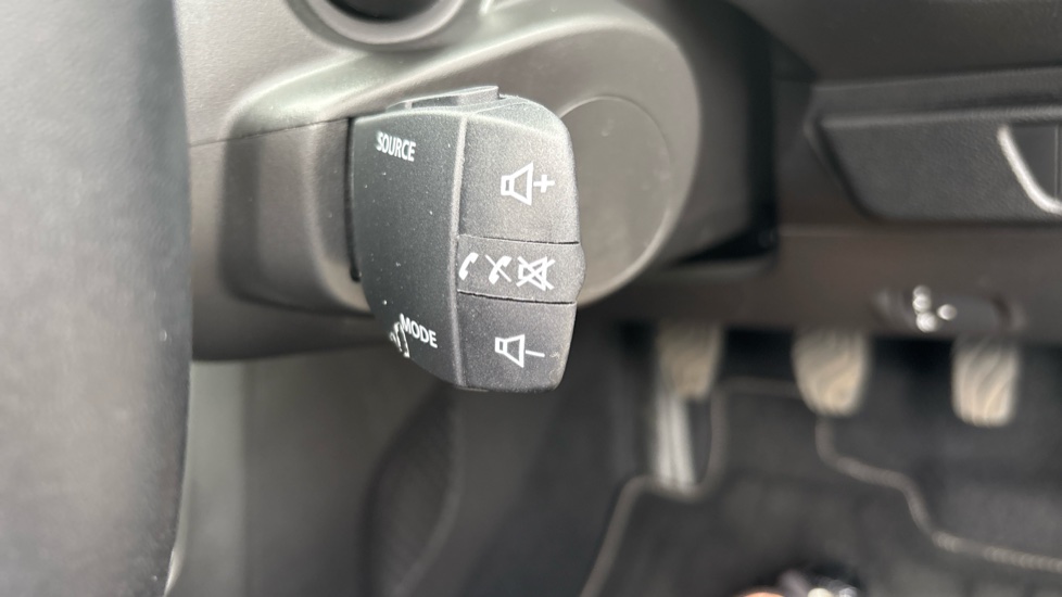 Dacia Sandero 1.0 Tce Expression 5dr Petrol Hatchback - Image 47