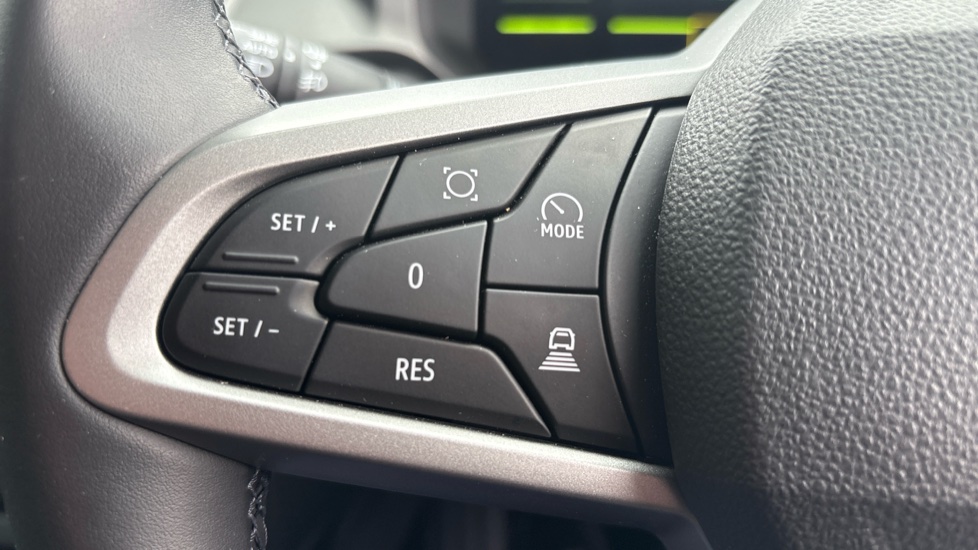 Dacia Duster 1.8 Hybrid 155 Journey 5dr Auto Hybrid Estate - Image 22