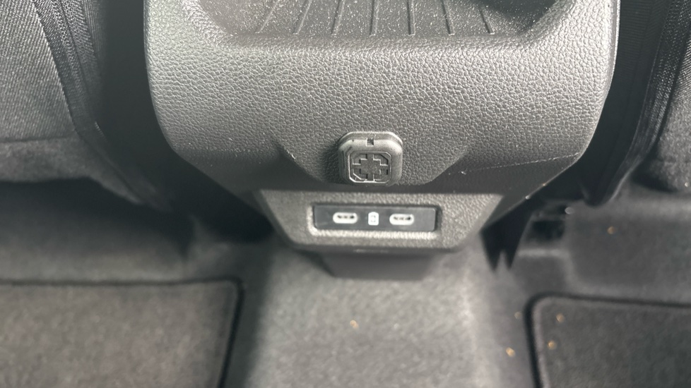 Dacia Duster 1.8 Hybrid 155 Journey 5dr Auto Hybrid Estate - Image 46