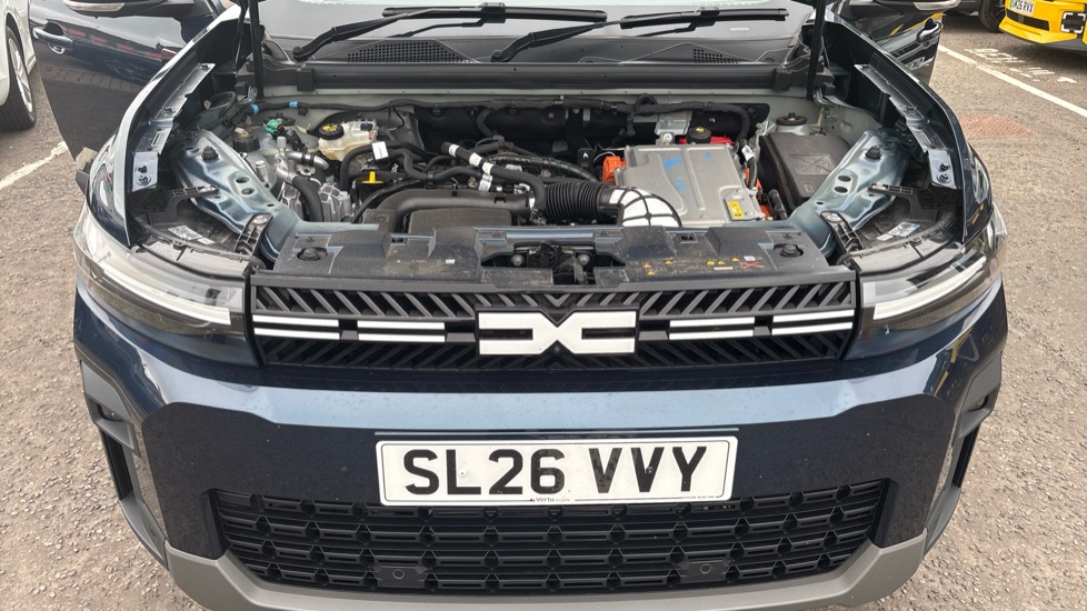 Dacia Bigster 1.8 Hybrid 155 Journey 5dr Auto Hybrid Estate - Image 8