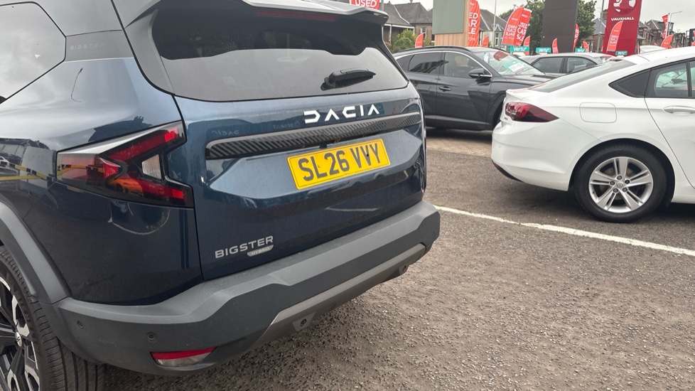 Dacia Bigster 1.8 Hybrid 155 Journey 5dr Auto Hybrid Estate - Image 50
