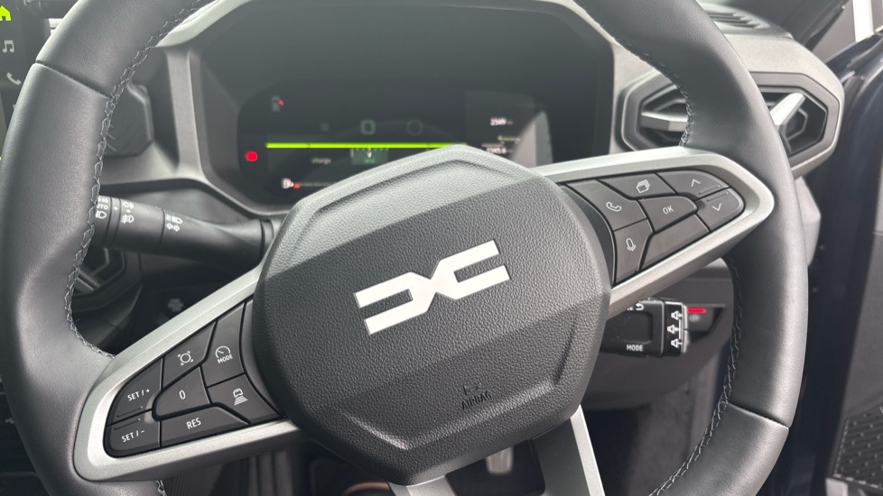 Dacia Bigster 1.8 Hybrid 155 Journey 5dr Auto Hybrid Estate - Image 68
