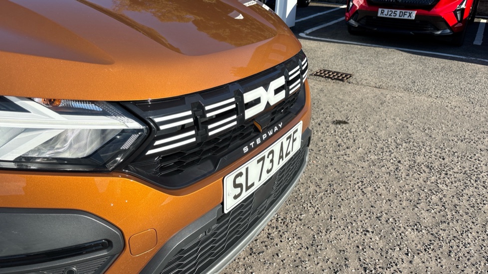 Dacia Sandero Stepway 1.0 TCe Journey 5dr Petrol Hatchback - Image 21