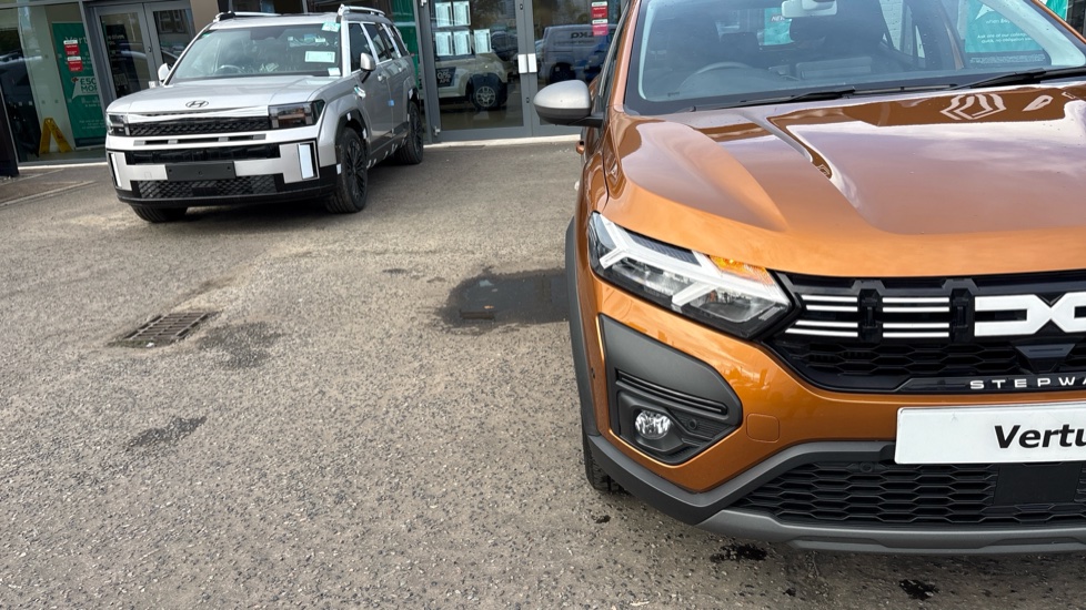 Dacia Sandero Stepway 1.0 TCe Journey 5dr Petrol Hatchback - Image 25