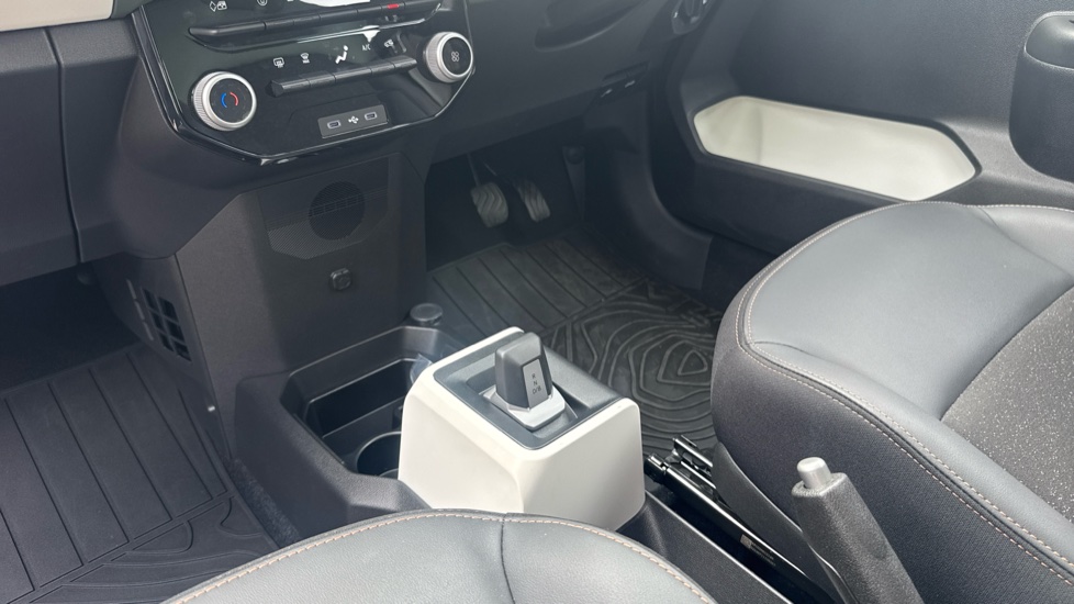 Dacia Spring 27kWh Extreme 65 48kW 5dr Auto Electric Hatchback - Image 13