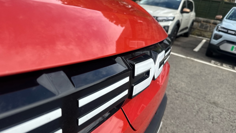 Dacia Spring 27kWh Extreme 65 48kW 5dr Auto Electric Hatchback - Image 21