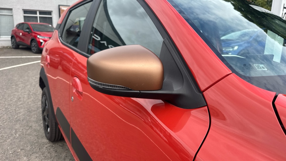 Dacia Spring 27kWh Extreme 65 48kW 5dr Auto Electric Hatchback - Image 25