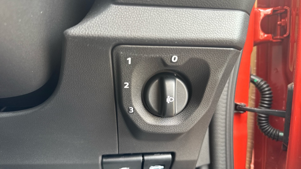 Dacia Spring 27kWh Extreme 65 48kW 5dr Auto Electric Hatchback - Image 52