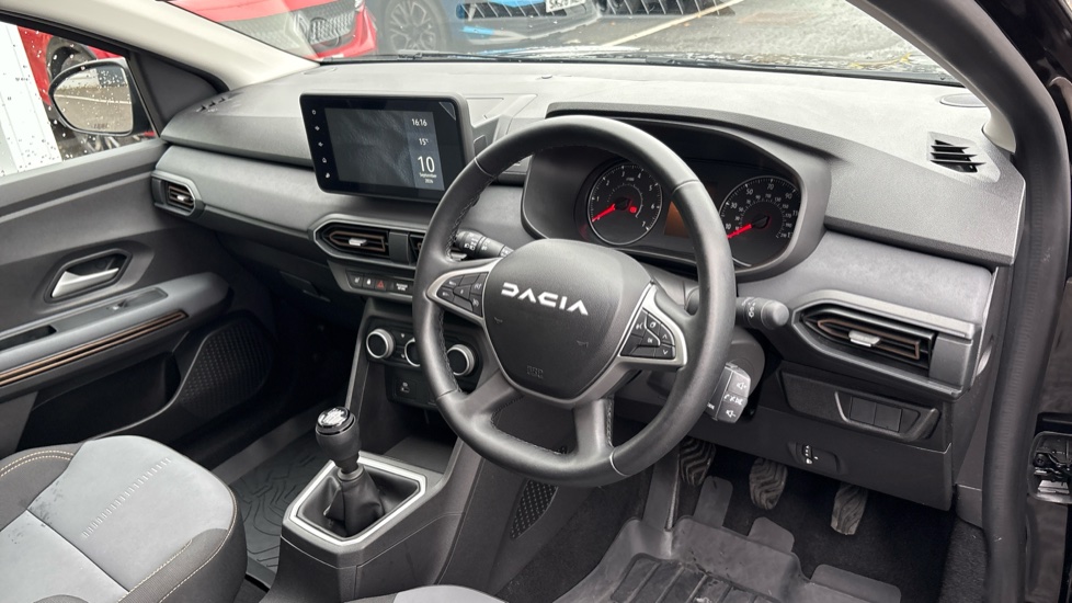 Dacia Sandero Stepway 1.0 TCe Extreme 5dr Petrol Hatchback - Image 11