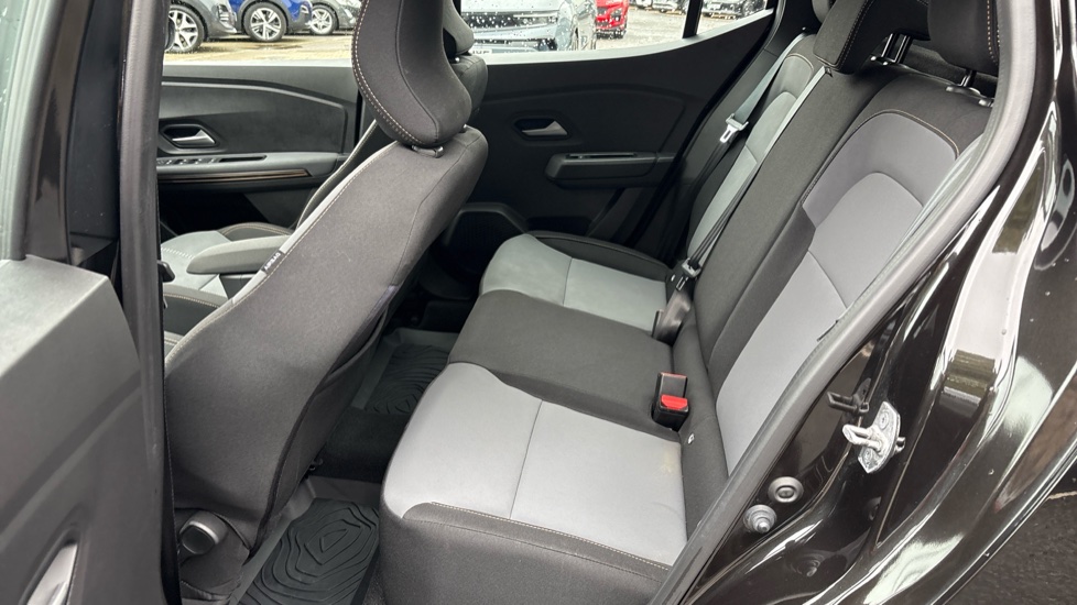 Dacia Sandero Stepway 1.0 TCe Extreme 5dr Petrol Hatchback - Image 16