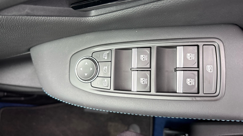 Renault Megane E-Tech EV60 160kW Techno Esprit Alpine 60kWh 5dr Auto Electric Hatchback - Image 21