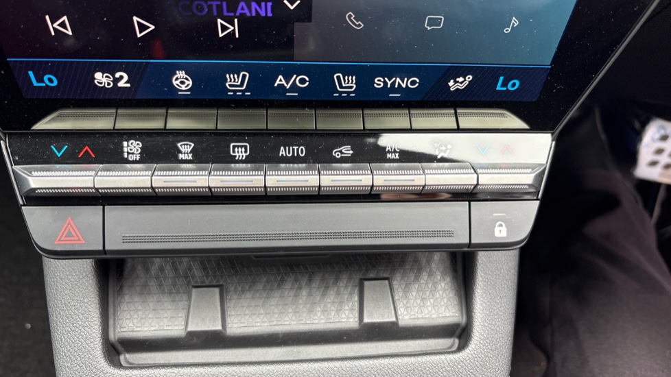 Renault Megane E-Tech EV60 160kW Techno Esprit Alpine 60kWh 5dr Auto Electric Hatchback - Image 39