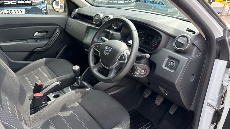 Dacia Duster 1.0 TCe 90 Comfort 5dr Petrol Estate - Image 11
