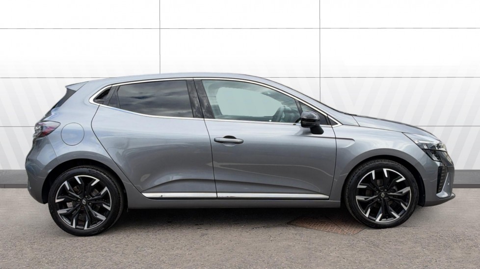 Renault Clio 1.0 TCe 90 Techno 5dr Petrol Hatchback - Image 5