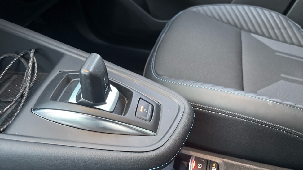 Renault Symbioz 1.8 E-Tech FHEV 160 Iconic Esprit Alpine 5dr Auto Hybrid Estate - Image 13
