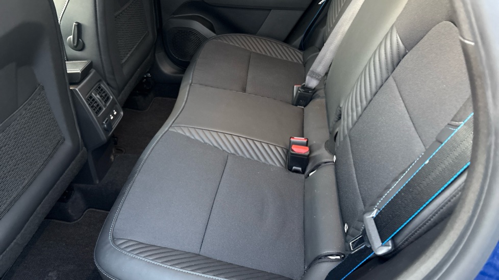 Renault Symbioz 1.8 E-Tech FHEV 160 Iconic Esprit Alpine 5dr Auto Hybrid Estate - Image 16
