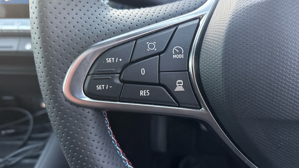 Renault Symbioz 1.8 E-Tech FHEV 160 Iconic Esprit Alpine 5dr Auto Hybrid Estate - Image 26