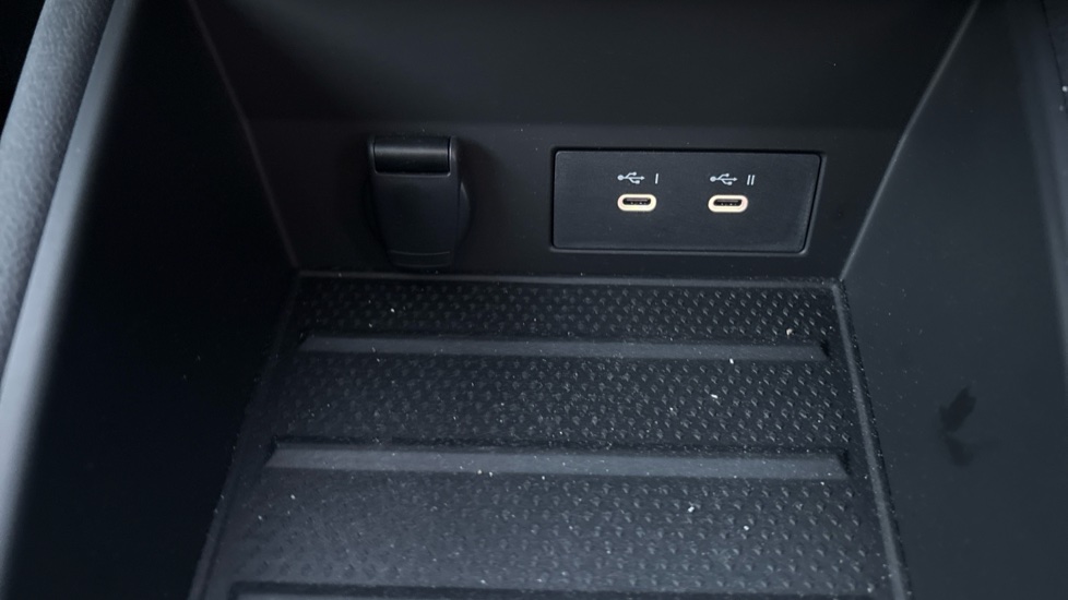 Renault Symbioz 1.8 E-Tech FHEV 160 Iconic Esprit Alpine 5dr Auto Hybrid Estate - Image 29