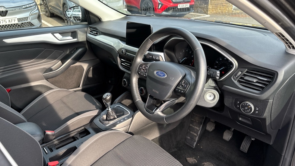 Ford Focus 1.0 EcoBoost 125 Zetec 5dr Petrol Hatchback - Image 11