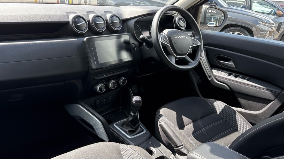 Dacia Duster 1.0 TCe 90 Journey 5dr Petrol Estate - Image 9