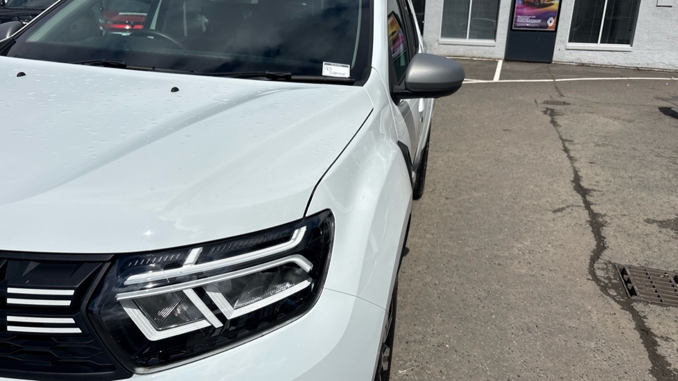 Dacia Duster 1.0 TCe 90 Journey 5dr Petrol Estate - Image 24