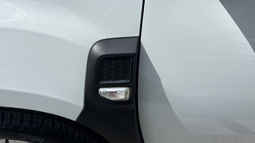 Dacia Duster 1.0 TCe 90 Journey 5dr Petrol Estate - Image 26