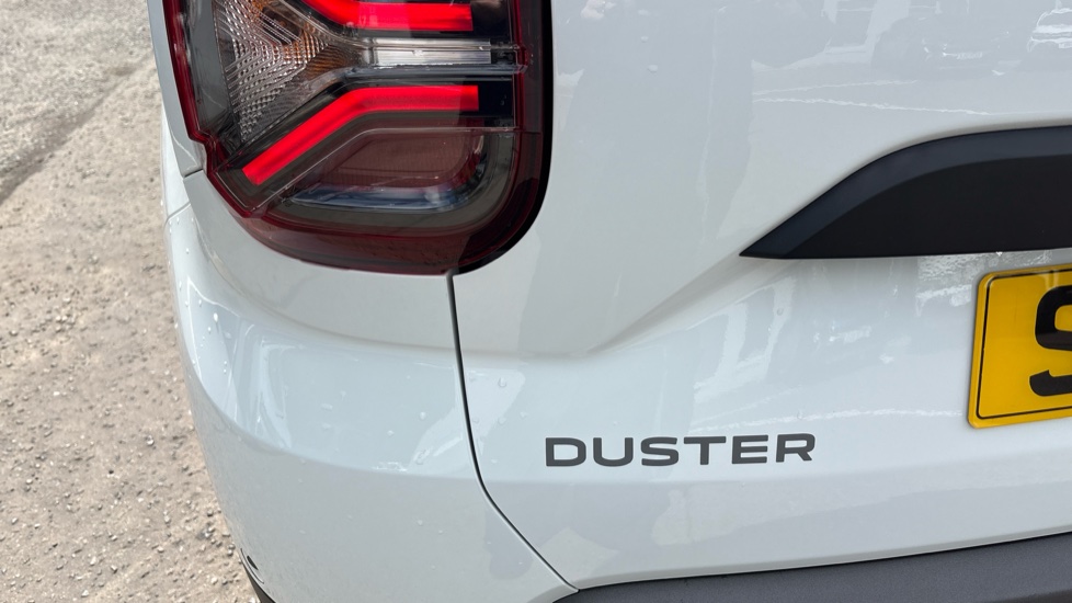 Dacia Duster 1.0 TCe 90 Journey 5dr Petrol Estate - Image 33