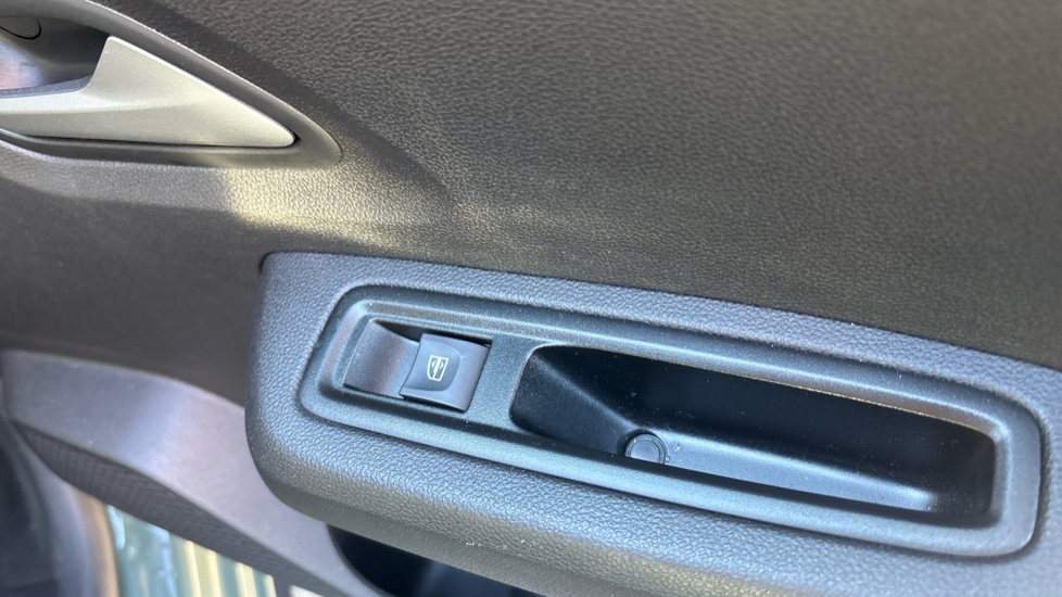 Dacia Sandero Stepway 1.0 TCe Extreme 5dr Petrol Hatchback - Image 37