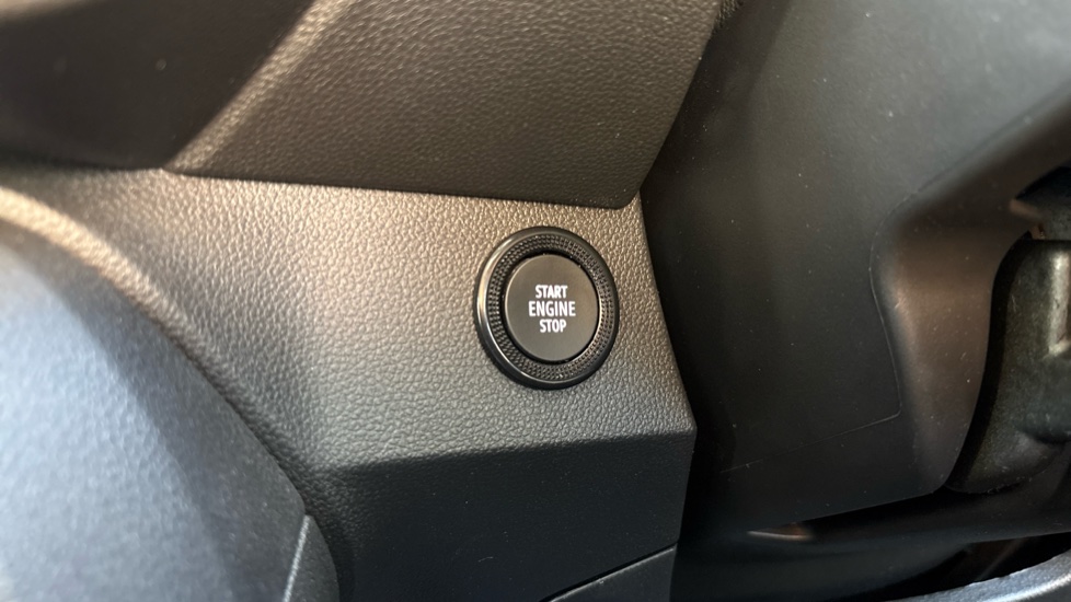 Dacia Sandero Stepway 1.0 TCe Extreme 5dr Petrol Hatchback - Image 58