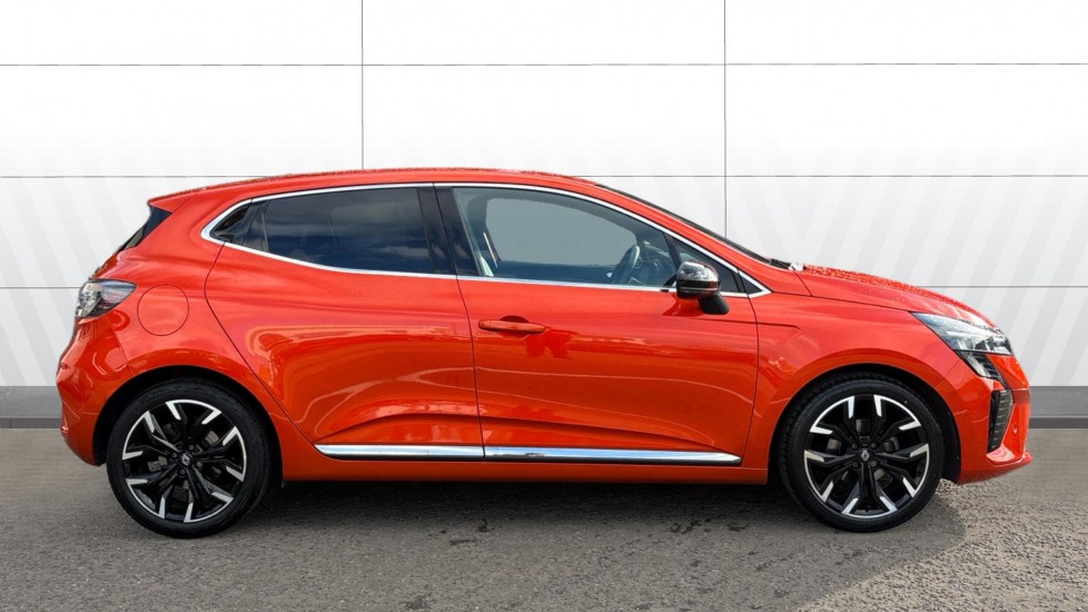 Renault Clio 1.0 TCe 90 Techno 5dr Petrol Hatchback - Image 5