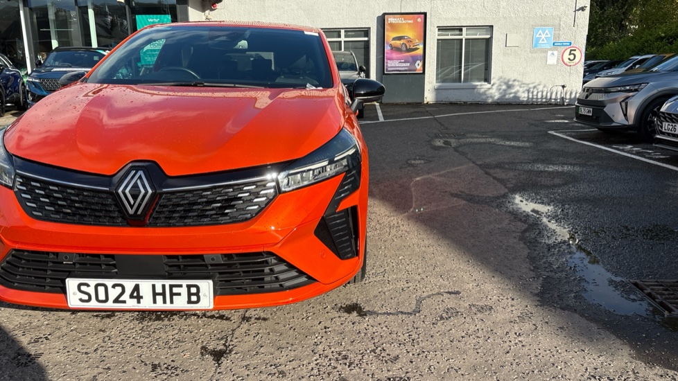Renault Clio 1.0 TCe 90 Techno 5dr Petrol Hatchback - Image 27