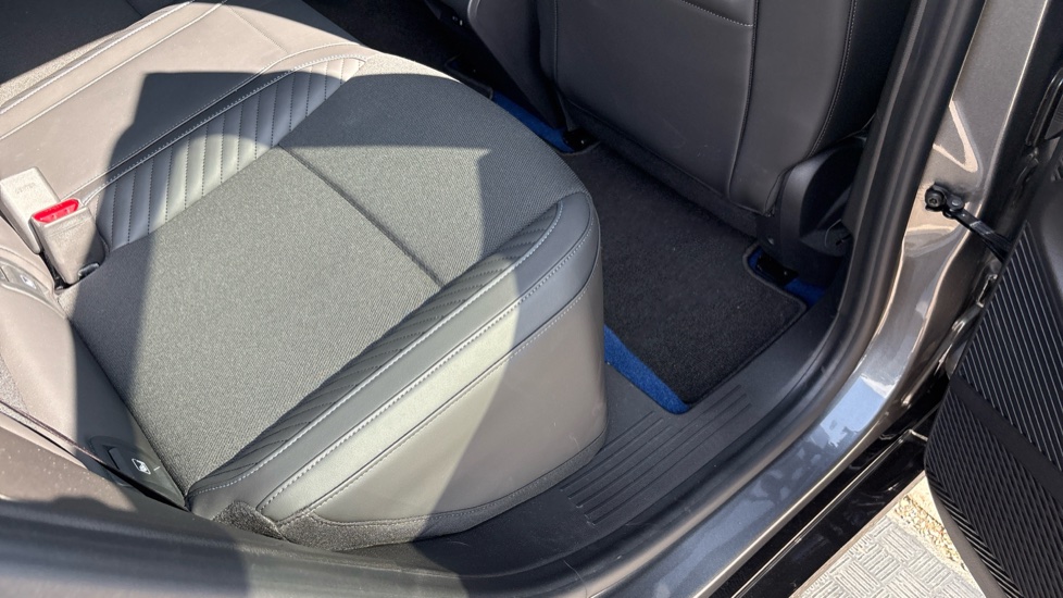 Renault Megane E-Tech EV60 160kW Techno Esprit Alpine 60kWh 5dr Auto Electric Hatchback - Image 50